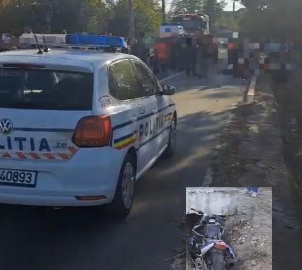 Un băiat de 15 ani a murit după ce a intrat cu motocicleta într-un cap de pod