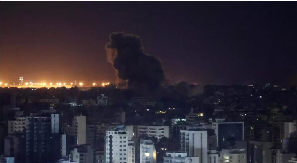 (VIDEO) Israelul a lovit suburbiile din sudul Beirutului