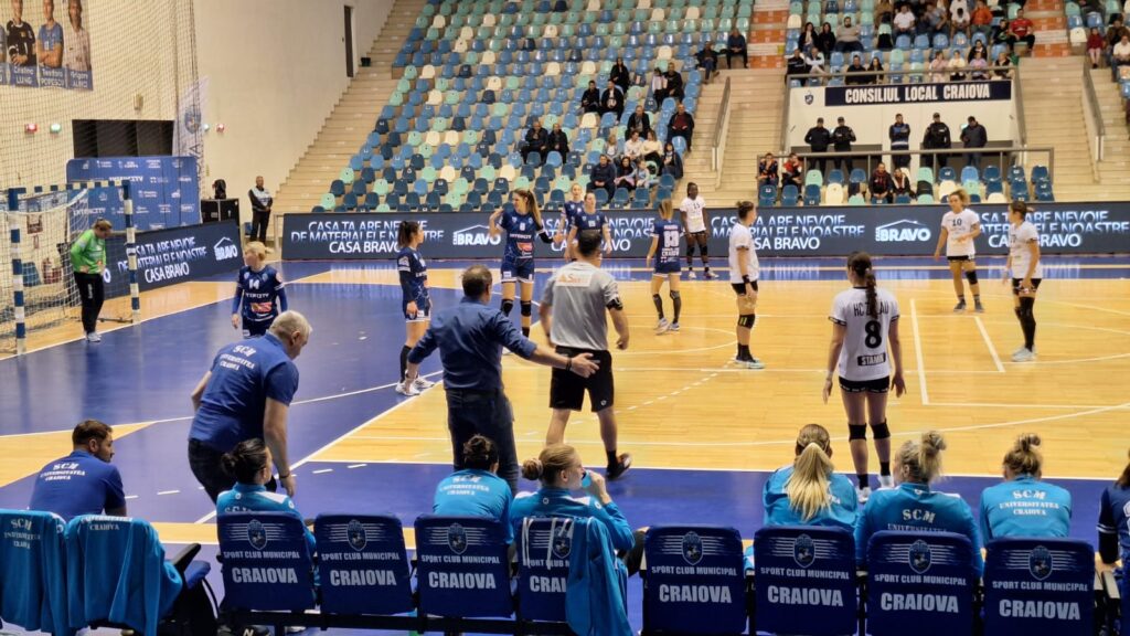 Handbal (f) / SCMU Craiova, victorioasă în faţa Zalăului lui Tadici
