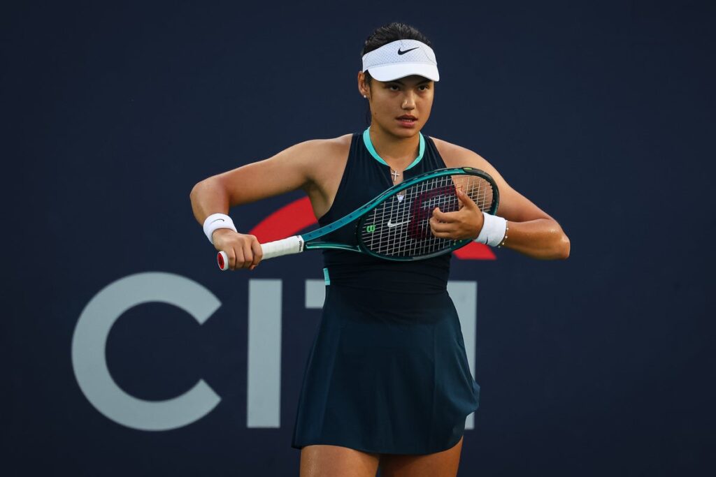 Emma Răducanu s-a retras de la Hong Kong 250! Simona Halep are wild card