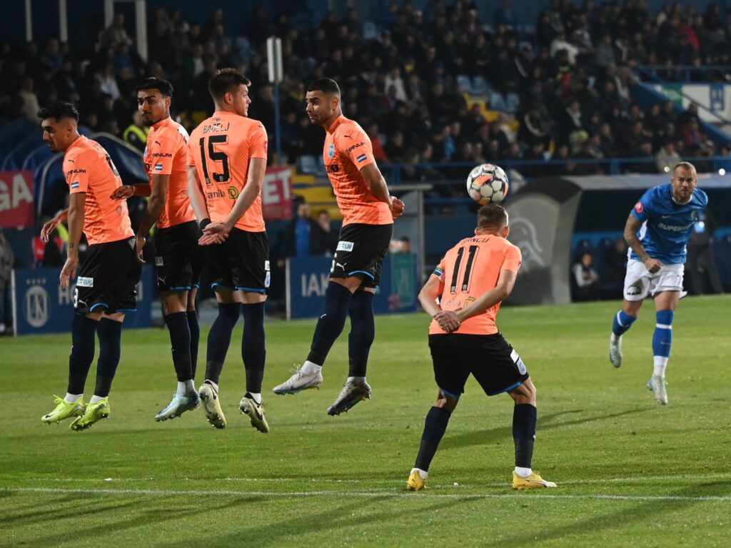 Farul – „U” Craiova 3-2 / Penibili! Costele, ne mai facem bine?