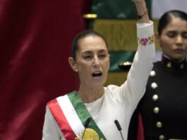Noul președinte al Mexicului, Claudia Sheinbaum, ține un discurs în timpul ceremoniei sale de inaugurare la Congresul Uniunii din Mexico City, pe 1 octombrie 2024