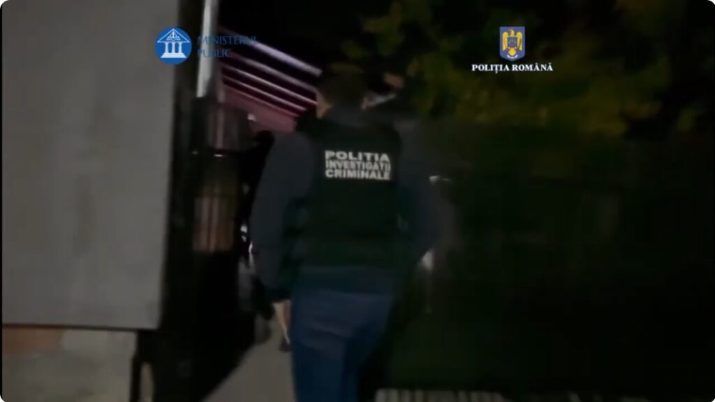 (VIDEO) Percheziții într-un dosar de furt calificat