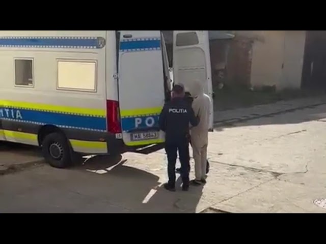 (VIDEO) Un bărbat din Segarcea, arestat pentru ultraj