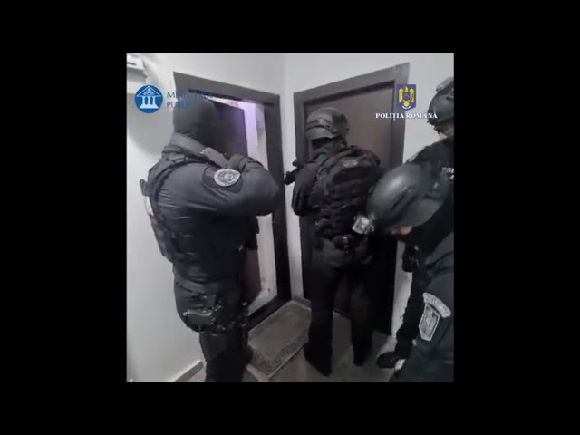 (VIDEO) Doi bărbați ar fi înșelat o companie de telefonie. Prejudiciul este de 42.000 de lei