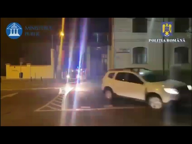(VIDEO) Percheziții la reprezentantul a 16 societăți comerciale, cercetat pentru evaziune fiscală
