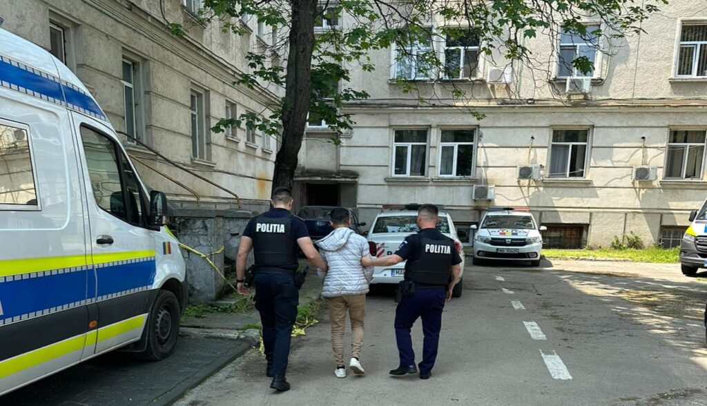 Oltean acuzat că a avut o relaţie cu o minoră de 14 ani, după gratii
