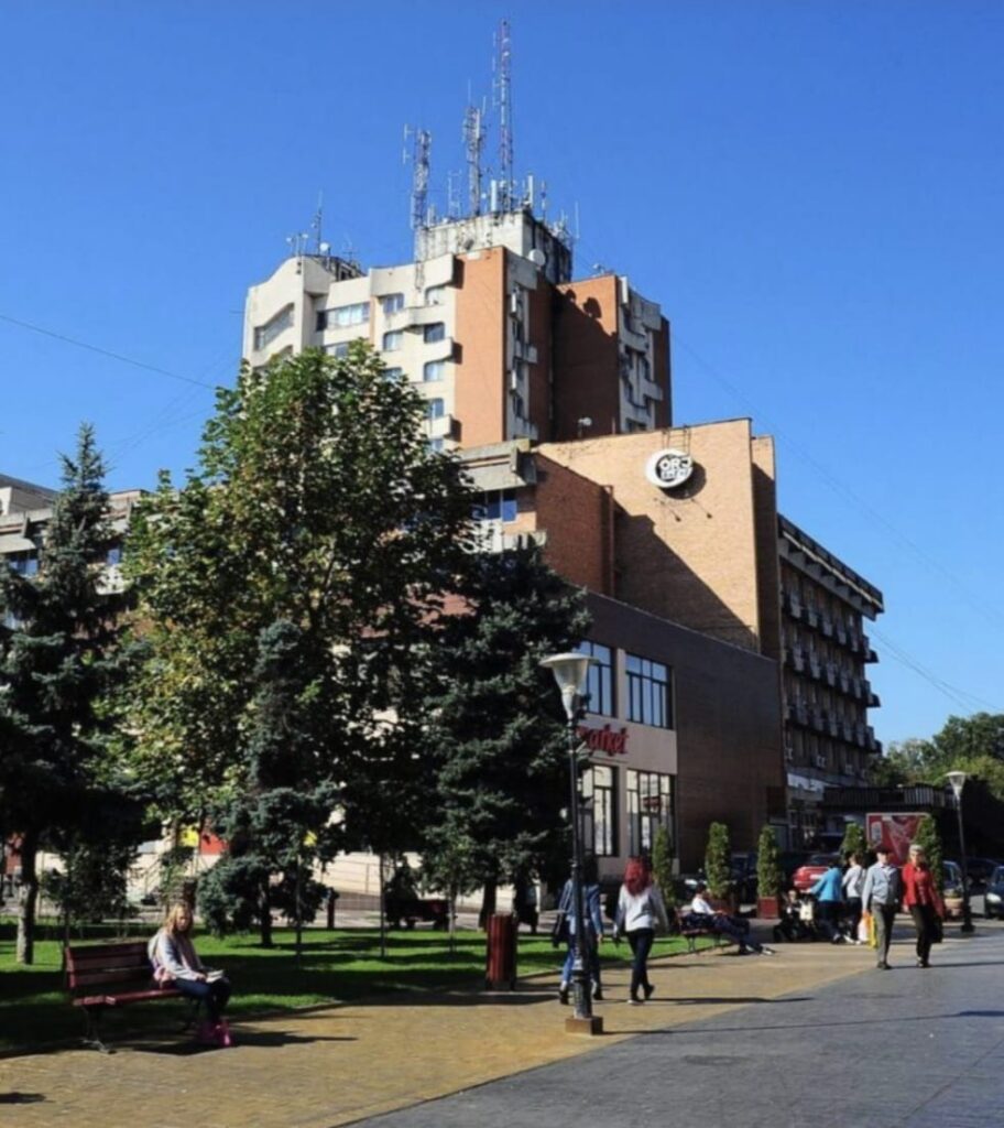 Bărbat găsit mort într-un hotel din Târgu Jiu