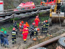Gorj: Miner rănit grav după ce a căzut de pe un excavator