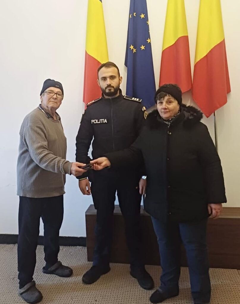 Dolj: Portofel cu o sumă mare de bani, restituit proprietarului