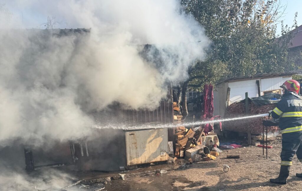 Incendiu în urma unei scurgeri de gaze, într-o gospodărie din Segarcea
