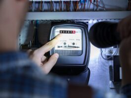 ANPC a amendat mai mulți furnizori de energie