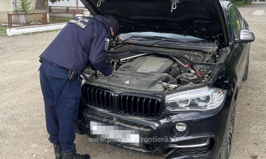 (VIDEO) Peste 300 de autovehicule furate descoperite la frontieră în primele unsprezece luni ale anului 2024