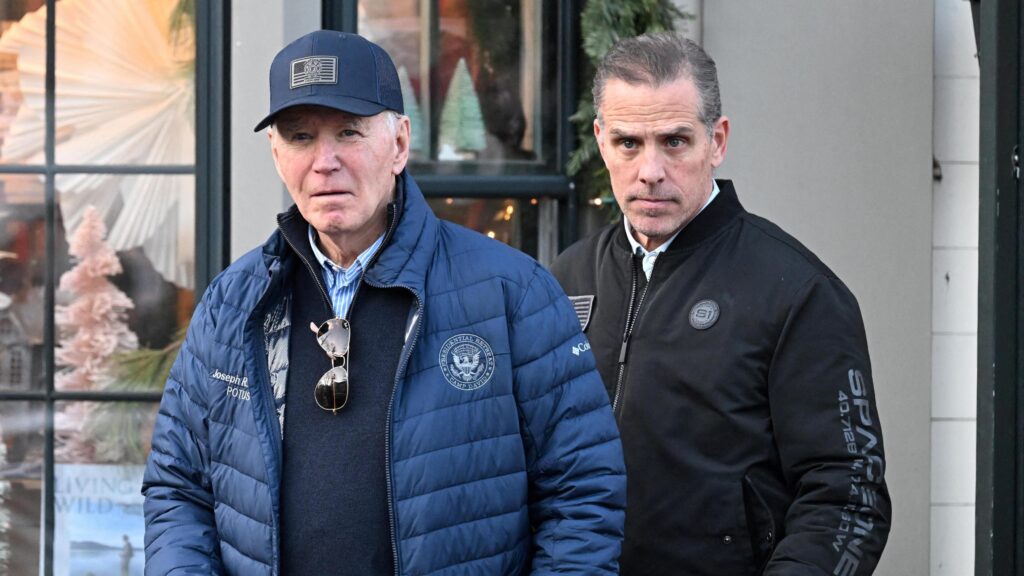 (VIDEO) Joe Biden a acordat grațiere oficială fiului său Hunter