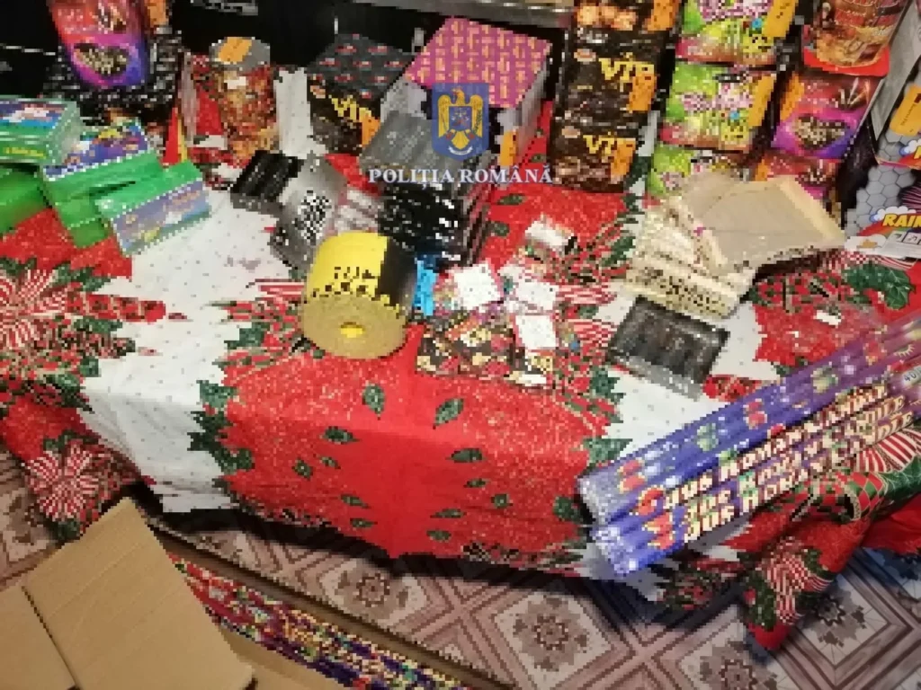25 de kilograme de articole pirotehnice, confiscate de la firmă din Târgu Jiu