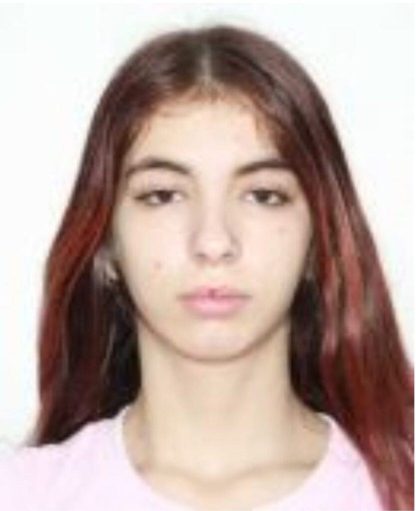Adolescentă de 14 ani din Târgu Jiu, căutată de polițiști după ce a dispărut de două zile de acasă