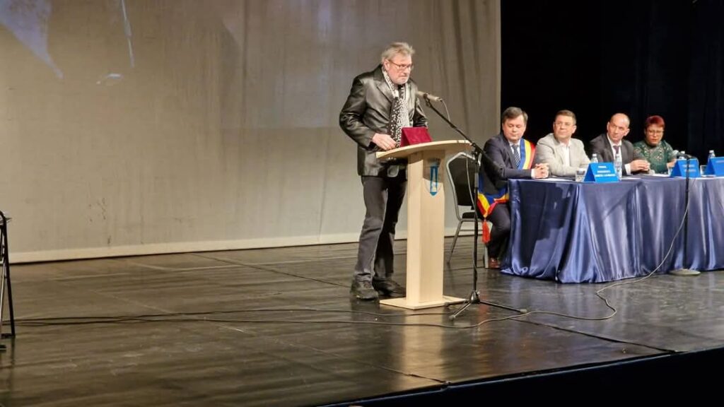 Jurnalistul Ovidiu Popescu a primit Tilul de „Cetățean de Onoare” al municipiului Târgu Jiu