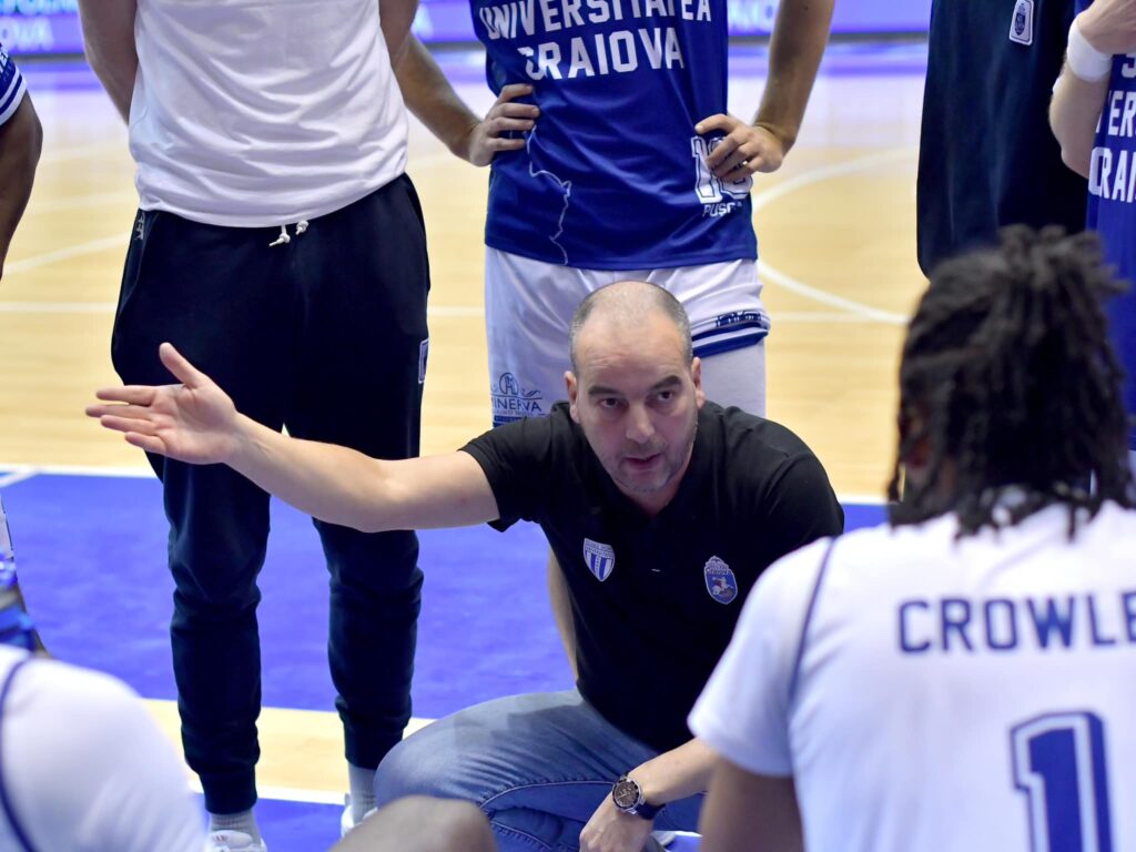 Baschet / Tudor Costescu, mulţumit de rezultatul cu Dinamo, dar nu şi de jocul echipei