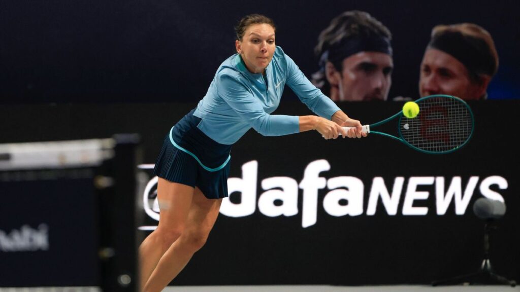 Halep a învins-o pe Swiatek, dar la dublu! Joc bun pentru româncă la Abu Dhabi