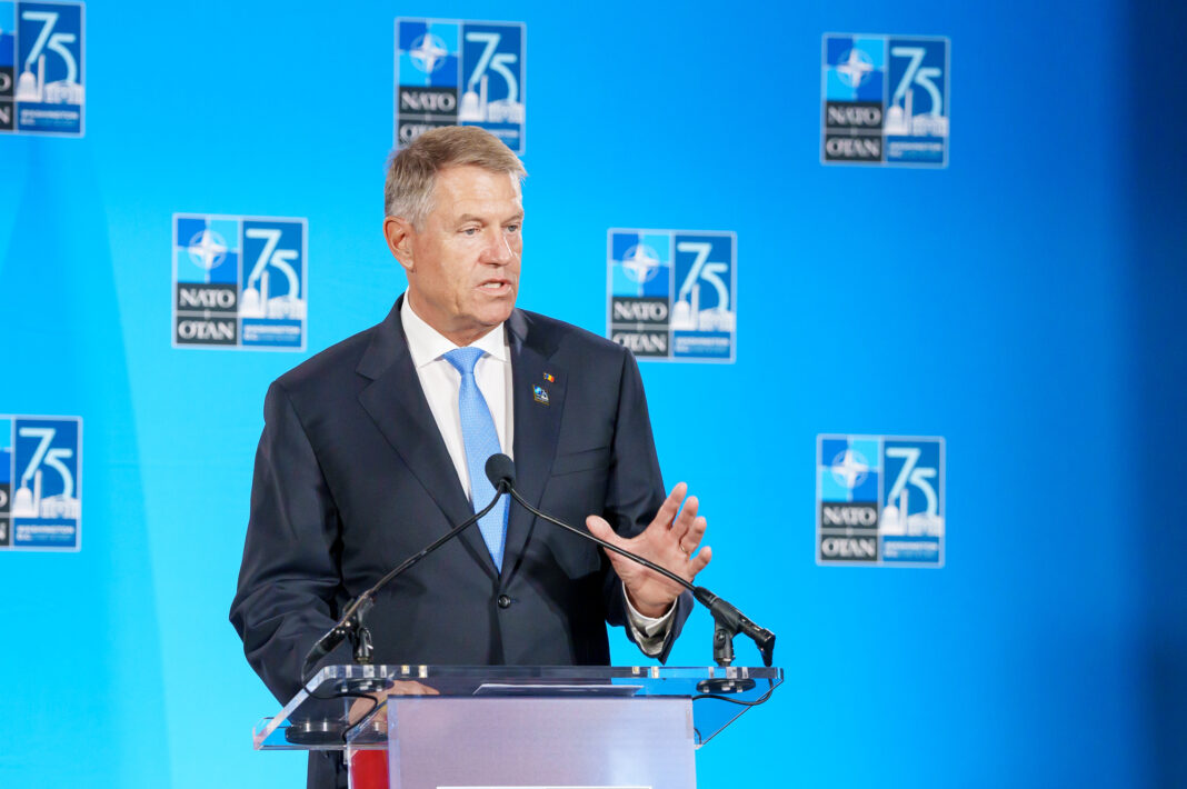 Klaus Iohannis: „Mă adresez liderilor politici, nu este momentul unor certuri mărunte“