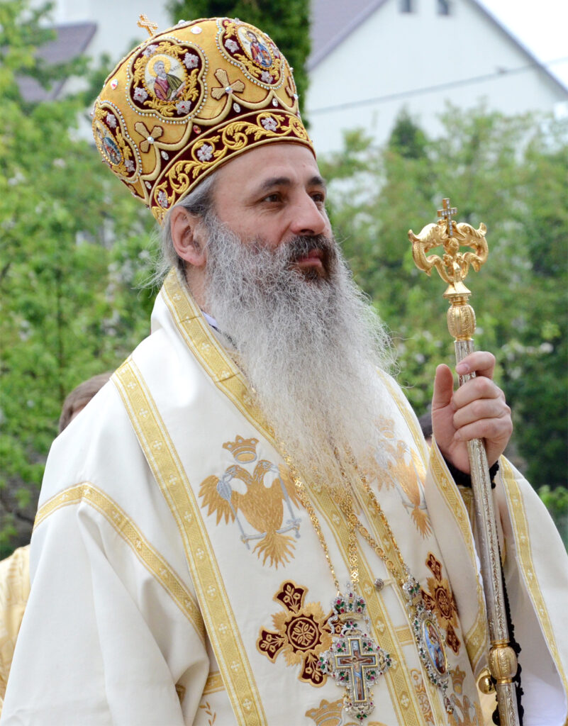 IPS Teofan, Mitropolitul Moldovei, a fost operat