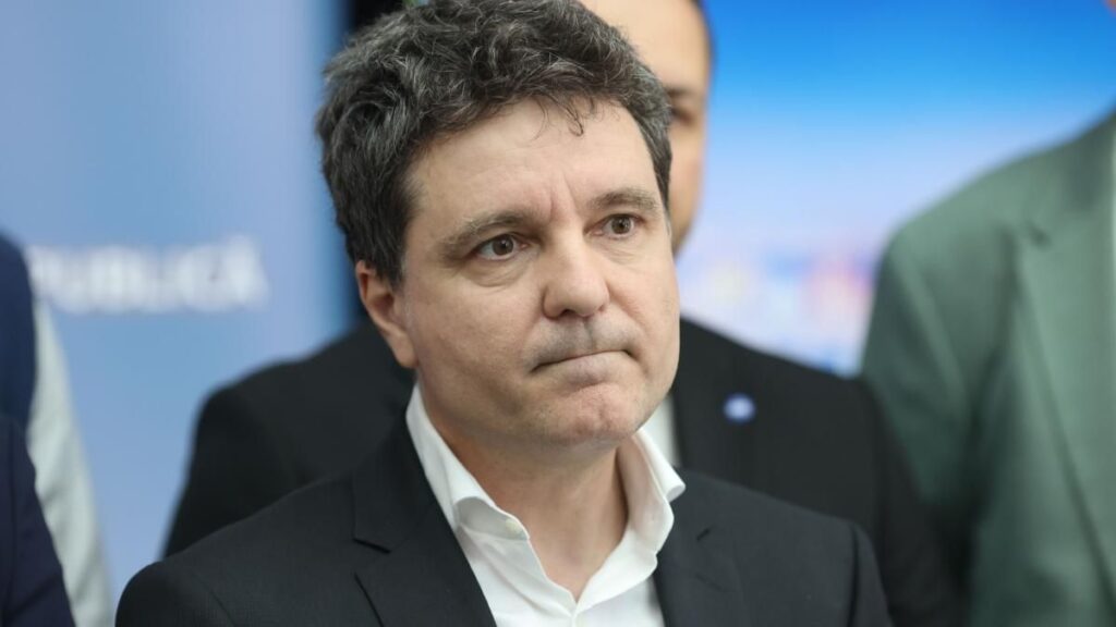 Nicușor Dan, după ce George Simion l-a făcut „paraplegic“: E sub orice nivel de dialog