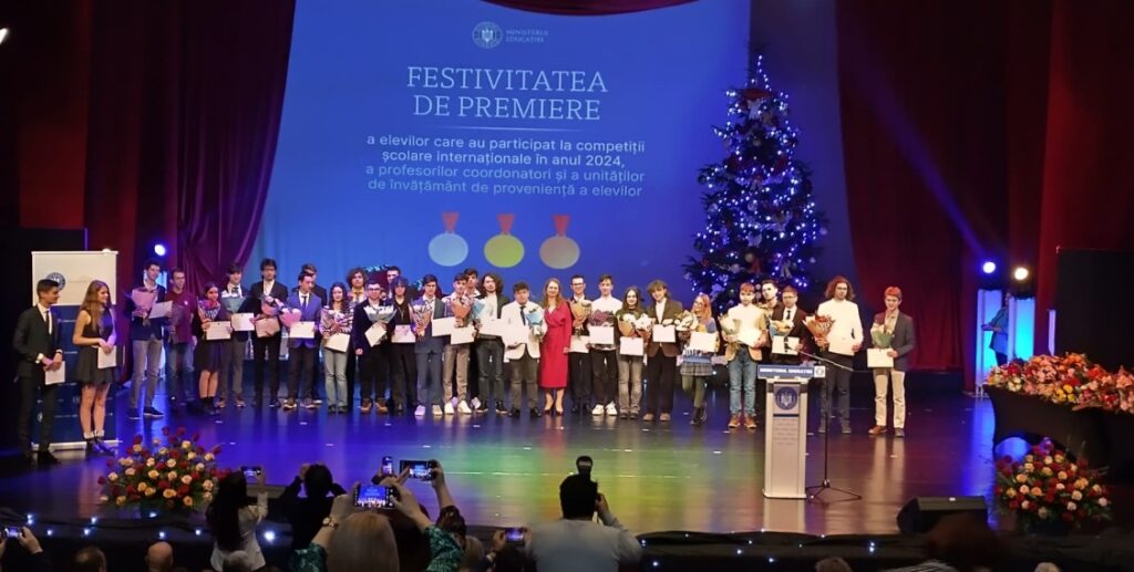Elevii anului 2024 în Dolj: Cine sunt cei șapte magnifici cu performanțe internaționale