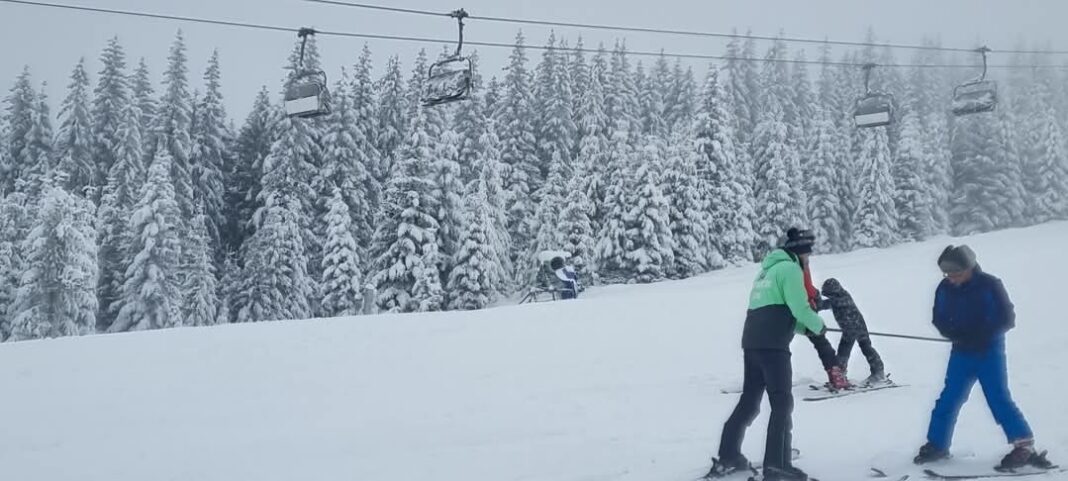 Turiștii sunt așteptați la Rânca în acest week-end