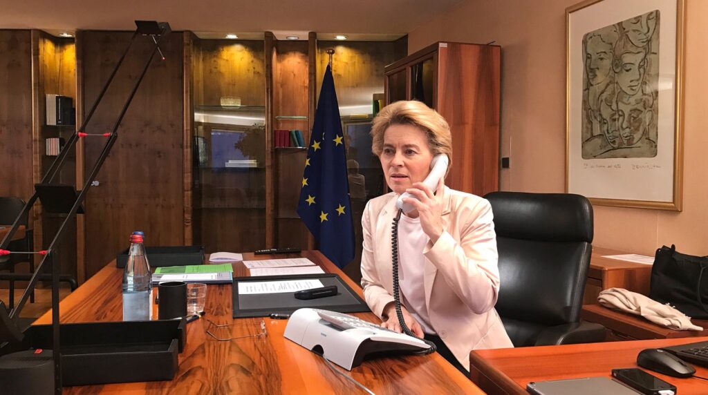 Șefa Comisiei Europene a discutat cu Macron și Starmer despre contactele cu SUA