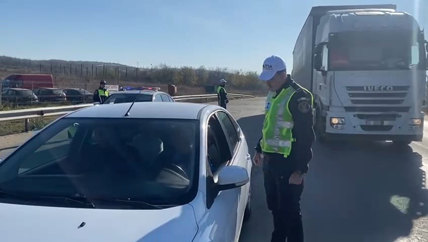 (VIDEO) Dolj: Prinși băuți la volan