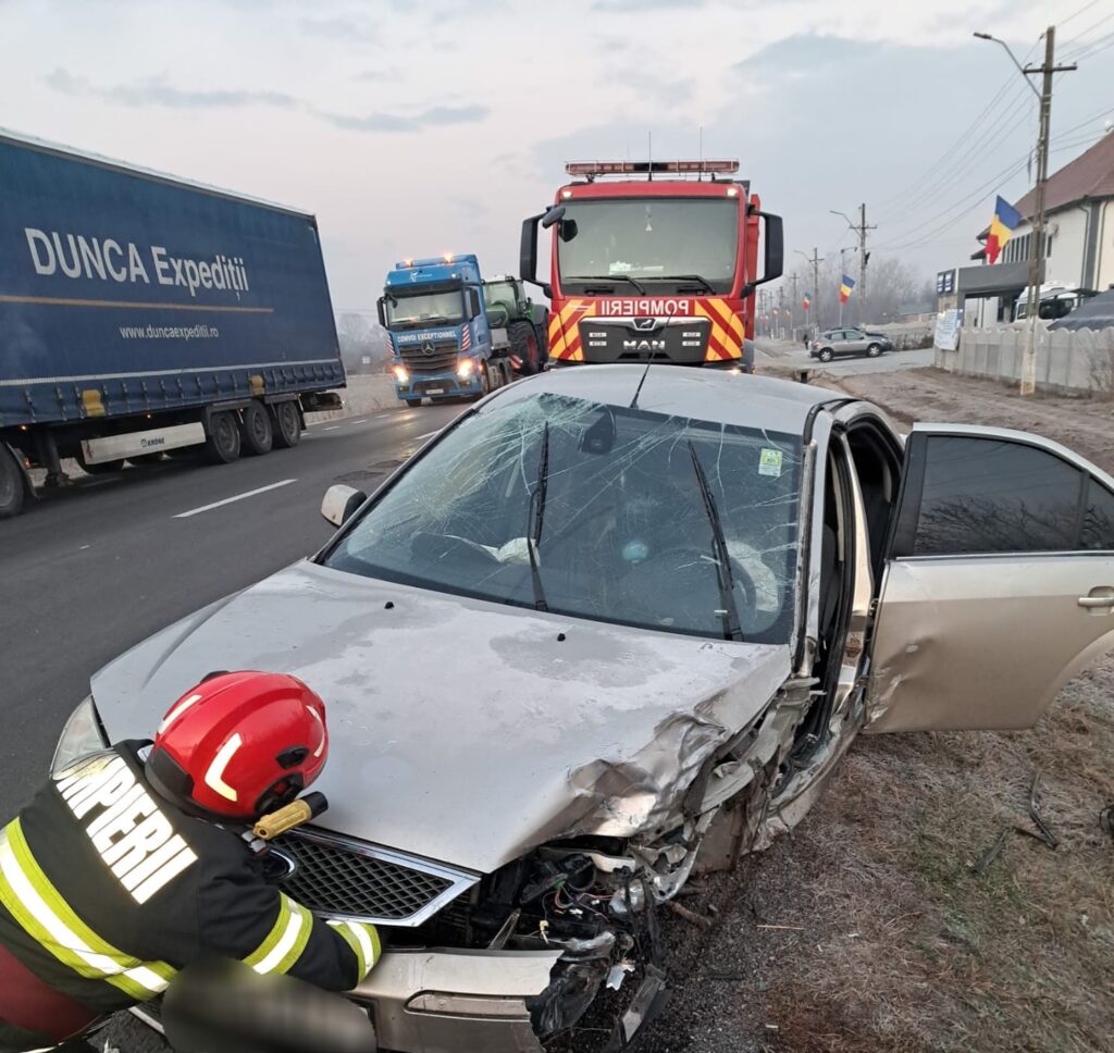 Mehedinți: Accident rutier pe raza localității Butoiești