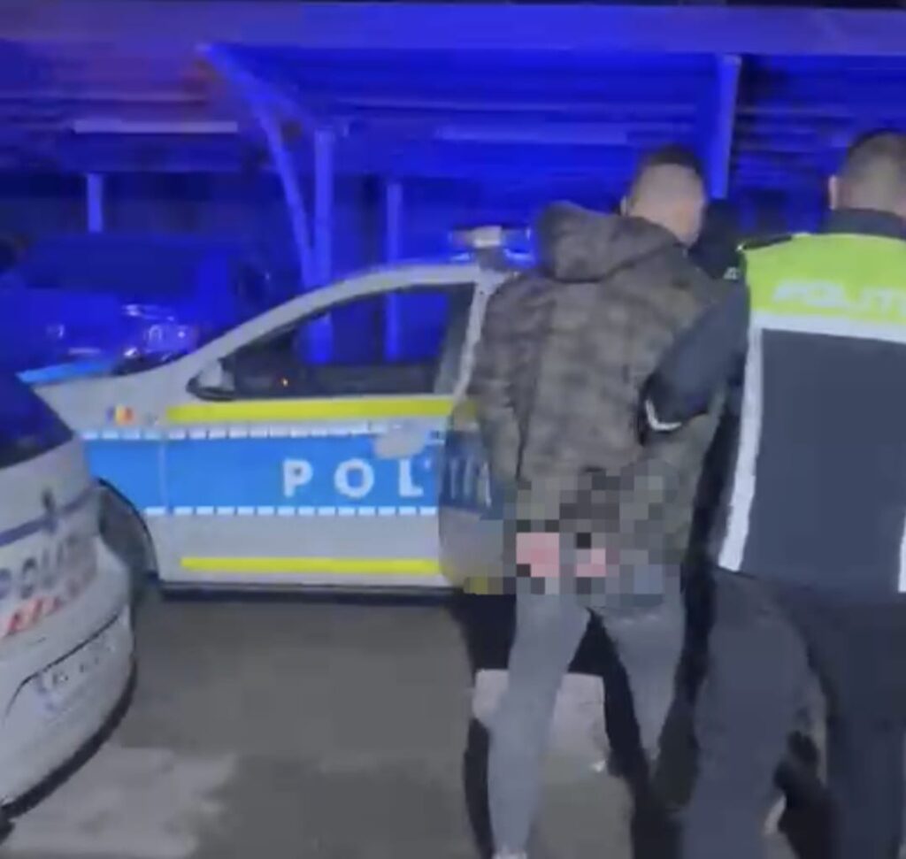 (VIDEO) Dolj: Doi tineri, reținuți pentru lovire și tulburarea ordinii și liniștii publice