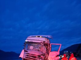 Șoferul unui tir a murit într-un accident pe DN 6