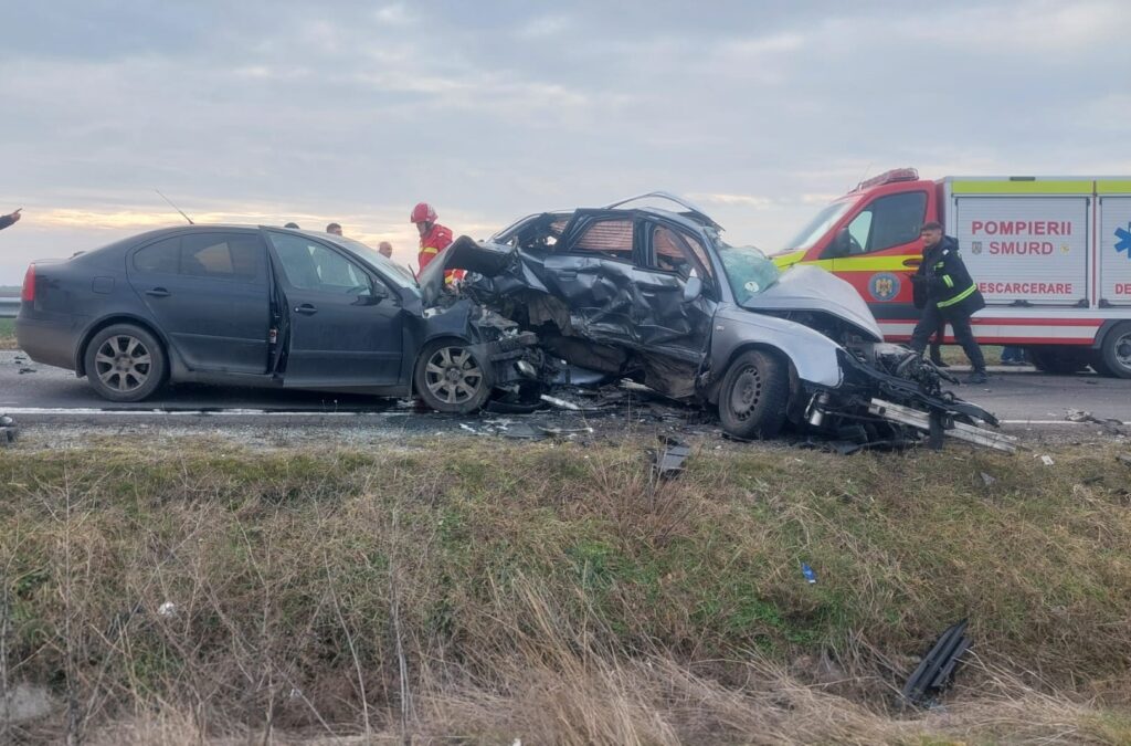 (VIDEO)Accident cu 6 victime în Dolj. Două autoturisme şi două tiruri au fost implicate