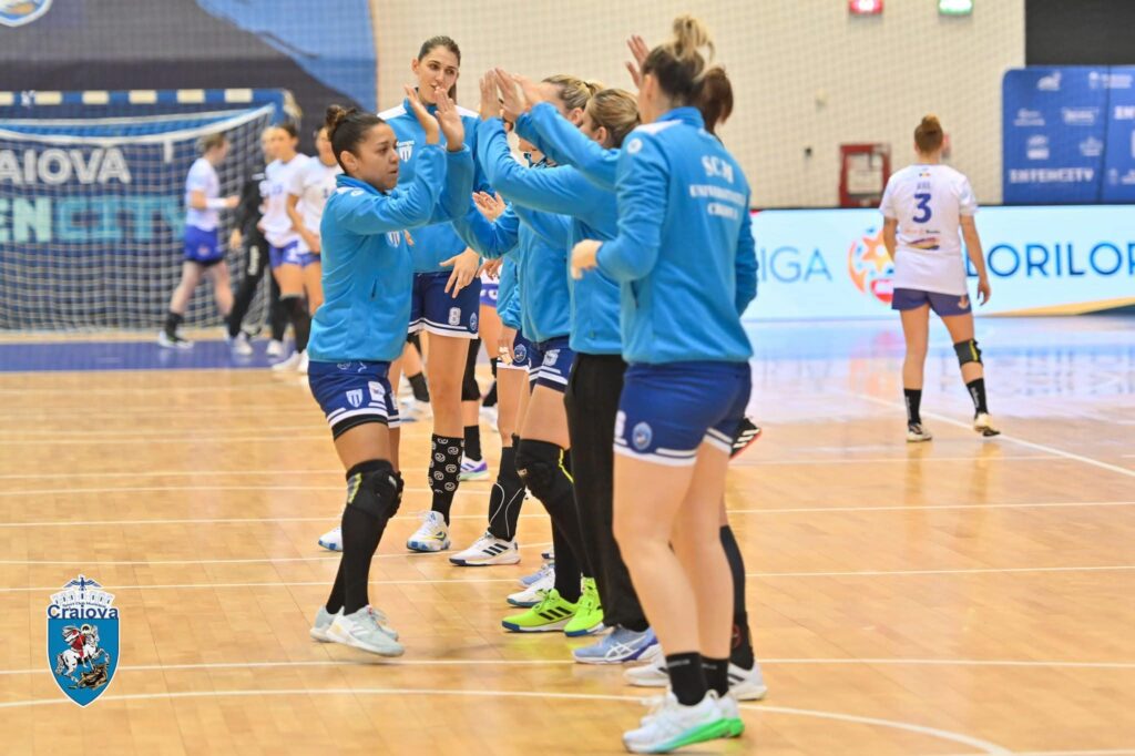 Handbal (f) / Fără şansă la tragerea la sorţi! SCMU Craiova dă în optimi peste Baia Mare