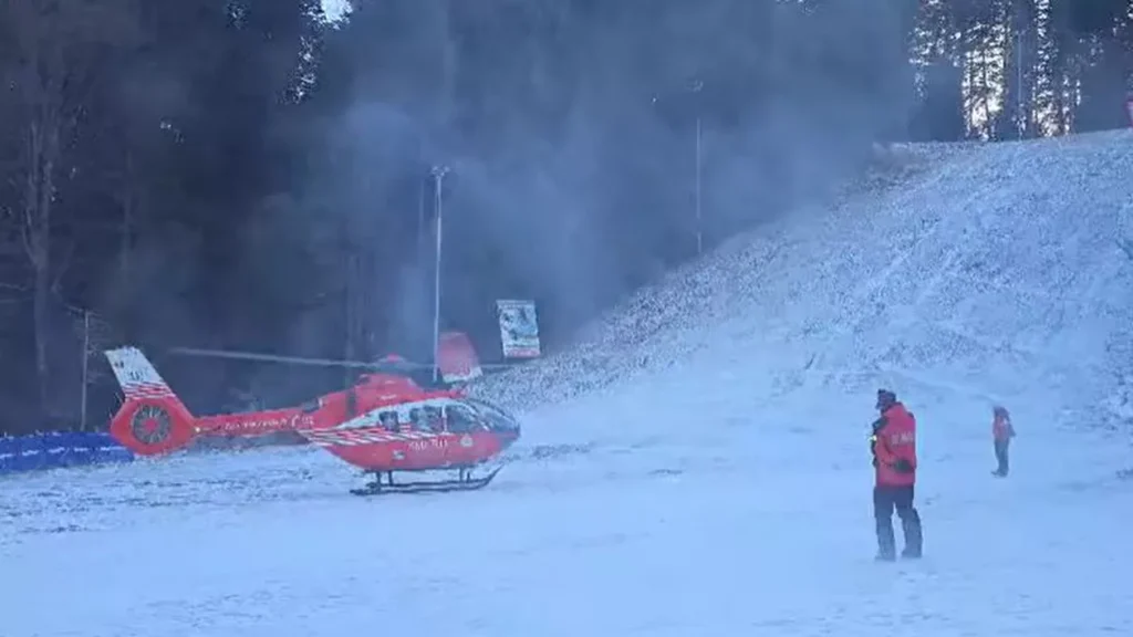 Turistă accidentată la coloană de o sanie, pe pârtia din Bușteni