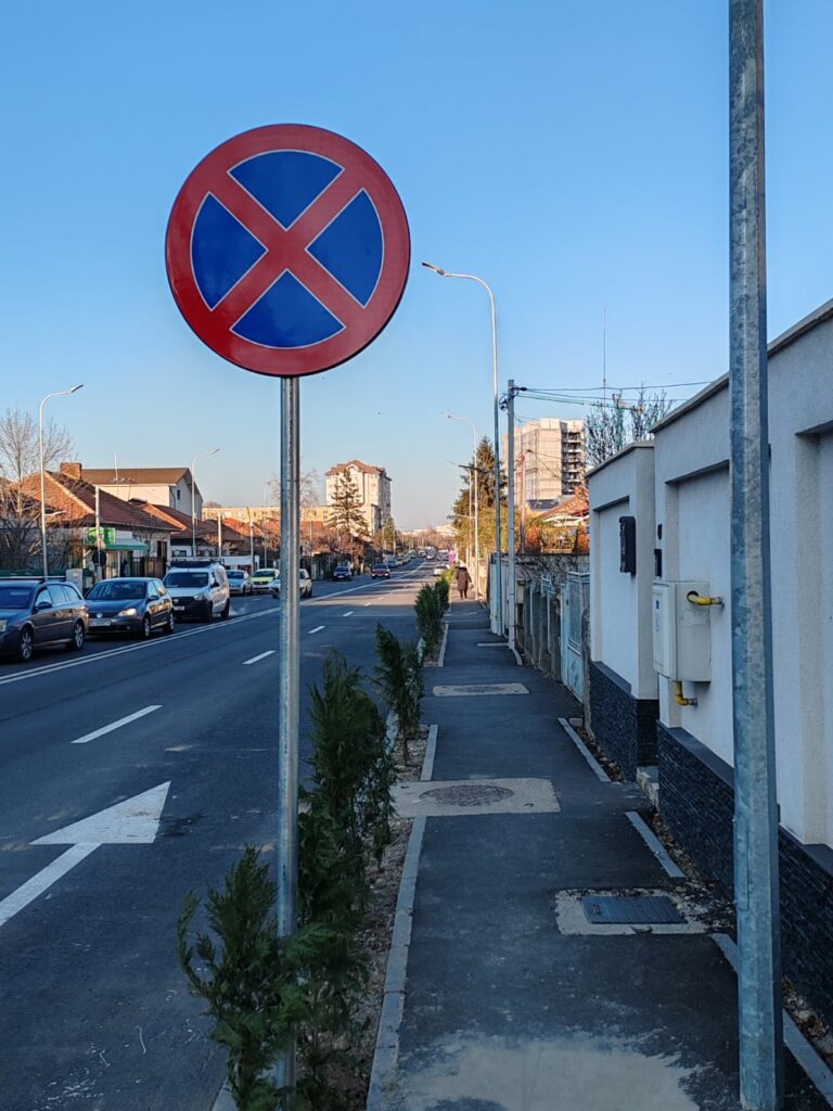 Oprirea interzisă de pe H. Coandă îi supără pe proprietari. Primăria explică decizia