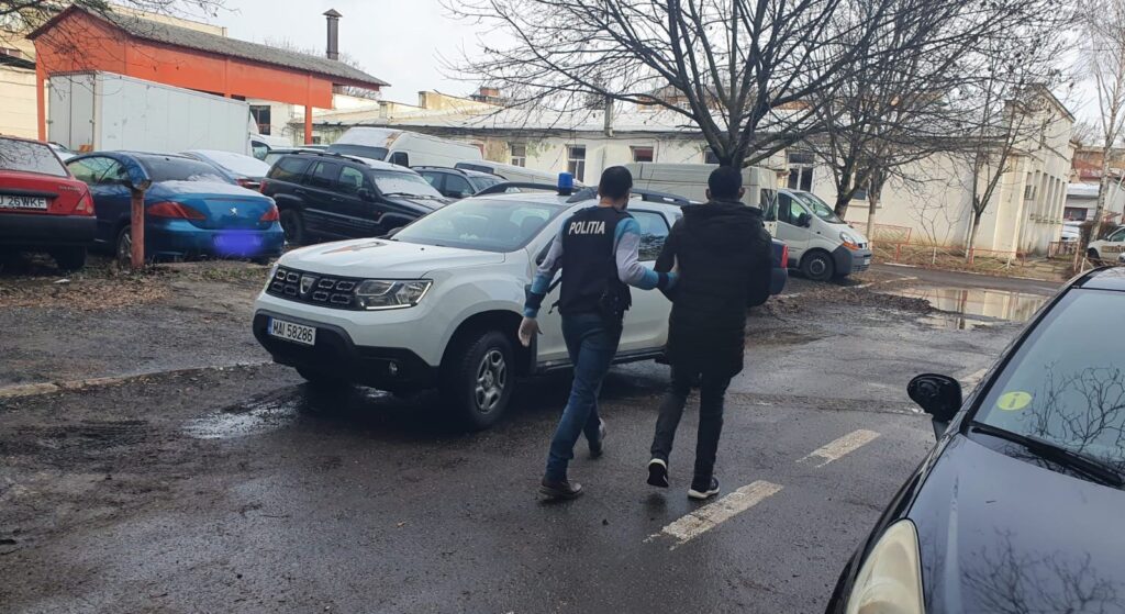 Craiovean de 53 de ani, condamnat definitiv la 7 ani pentru trafic de minori