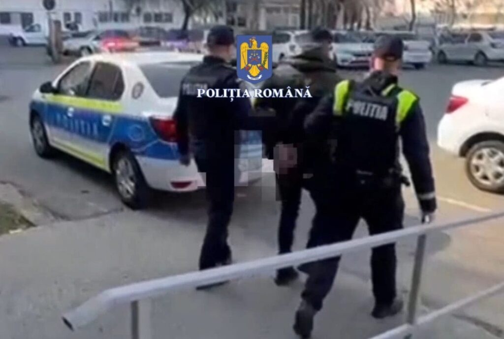 (VIDEO) Craiova: Reținut după ce a înșelat un bărbat de 78 de ani