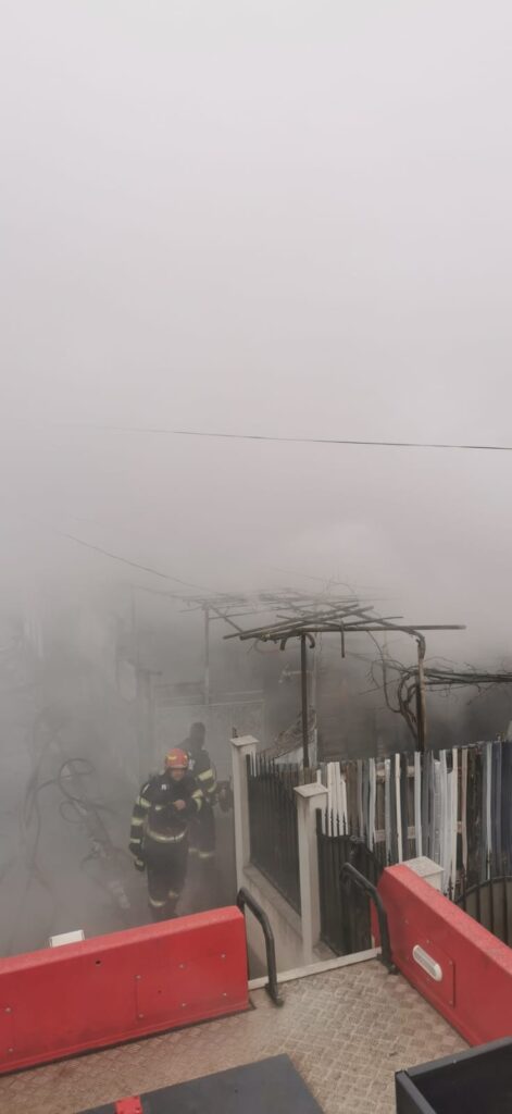 Incendiu la o casă din Craiova