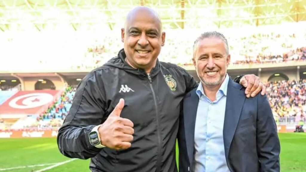 Laurențiu Reghecampf și Dan Zdrîncă, la primul trofeu cu Esperance Tunis