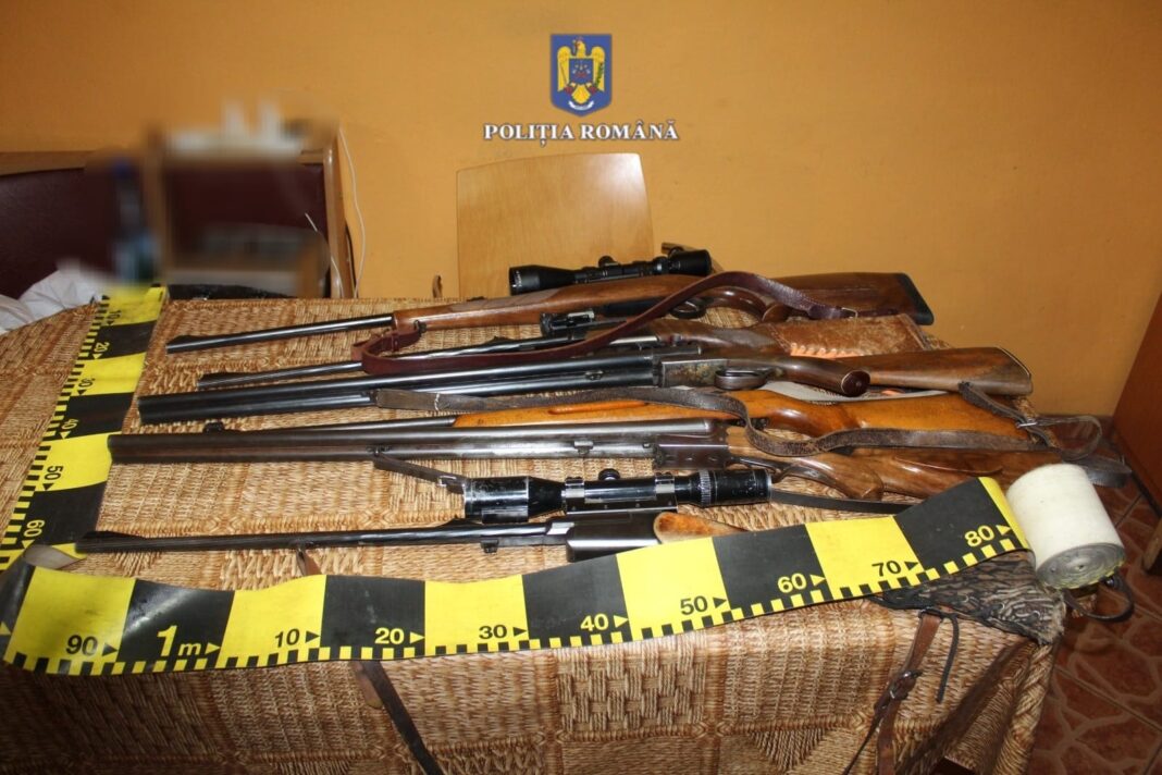braconaj Cinci percheziții la suspecți de braconaj și nerespectarea regimului armelor și al munițiilor