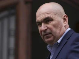 Ilie Bolojan a anunţat primul pachet de măsuri: TVA redus la medicamente, apa, lemne, energie termică, HORECA. Cresc accizele la combustibili, ţigări şi alcool