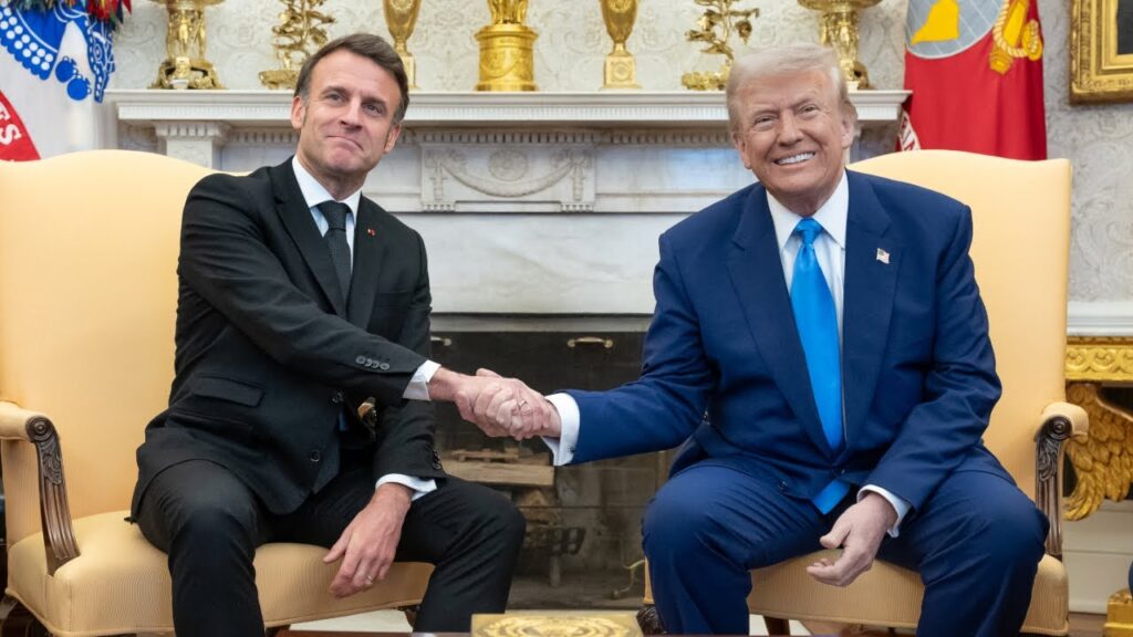 (VIDEO) Întâlnire Trump – Macron la Casa Albă. Președintele Franței: Pacea „nu trebuie să însemne capitularea Ucrainei”