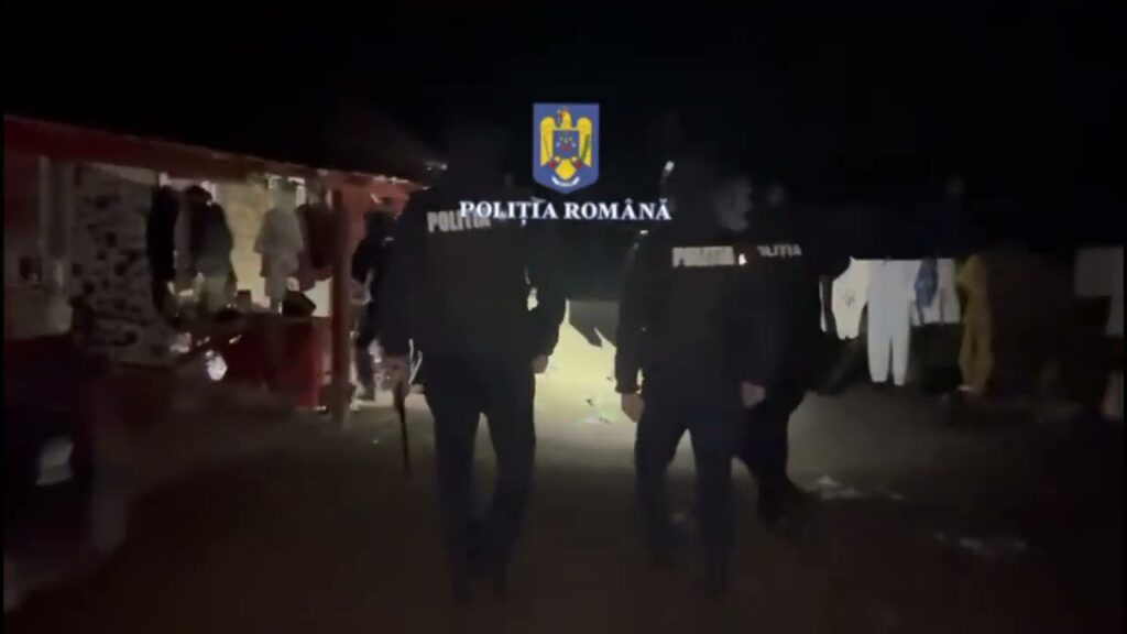 (VIDEO) Patru percheziții în Dolj la persoane cercetate pentru furt