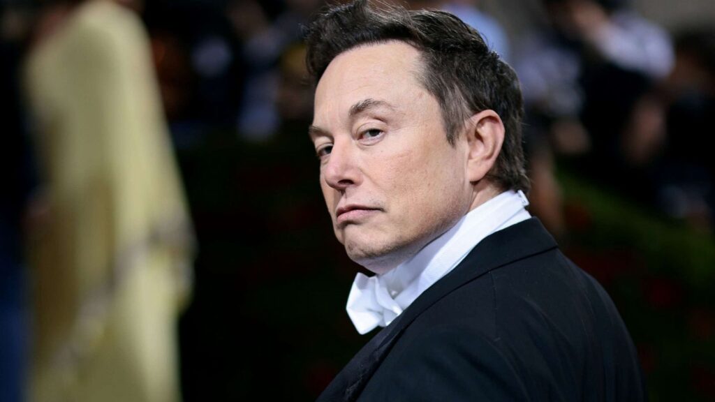 Comitetul lui Musk a mințit referitor la valoarea unui contract anulat ca să se poată lăuda cu economia făcută