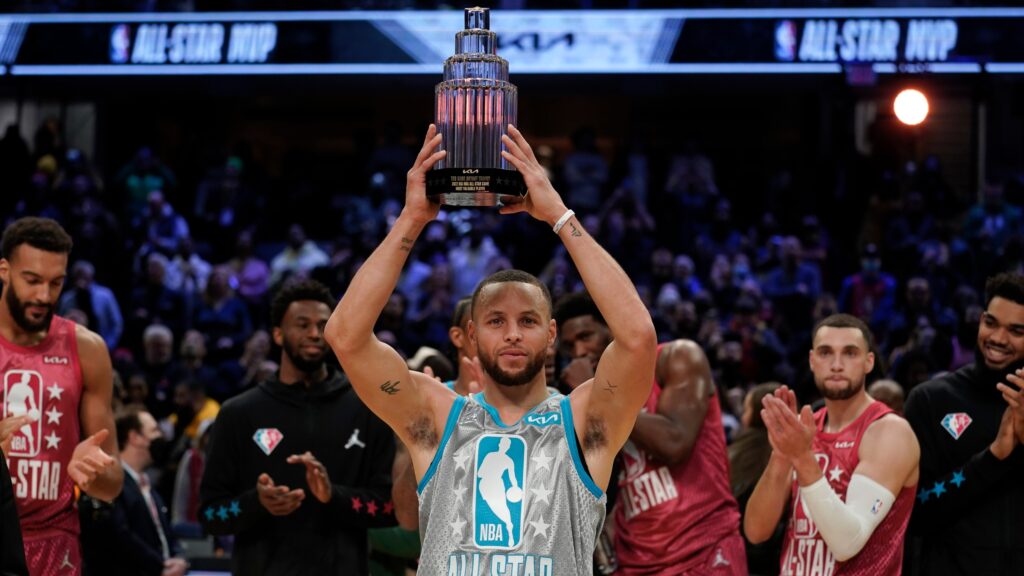Baschet / Spectacol în All-Star Game-ul americanilor! Curry, desemnat MVP
