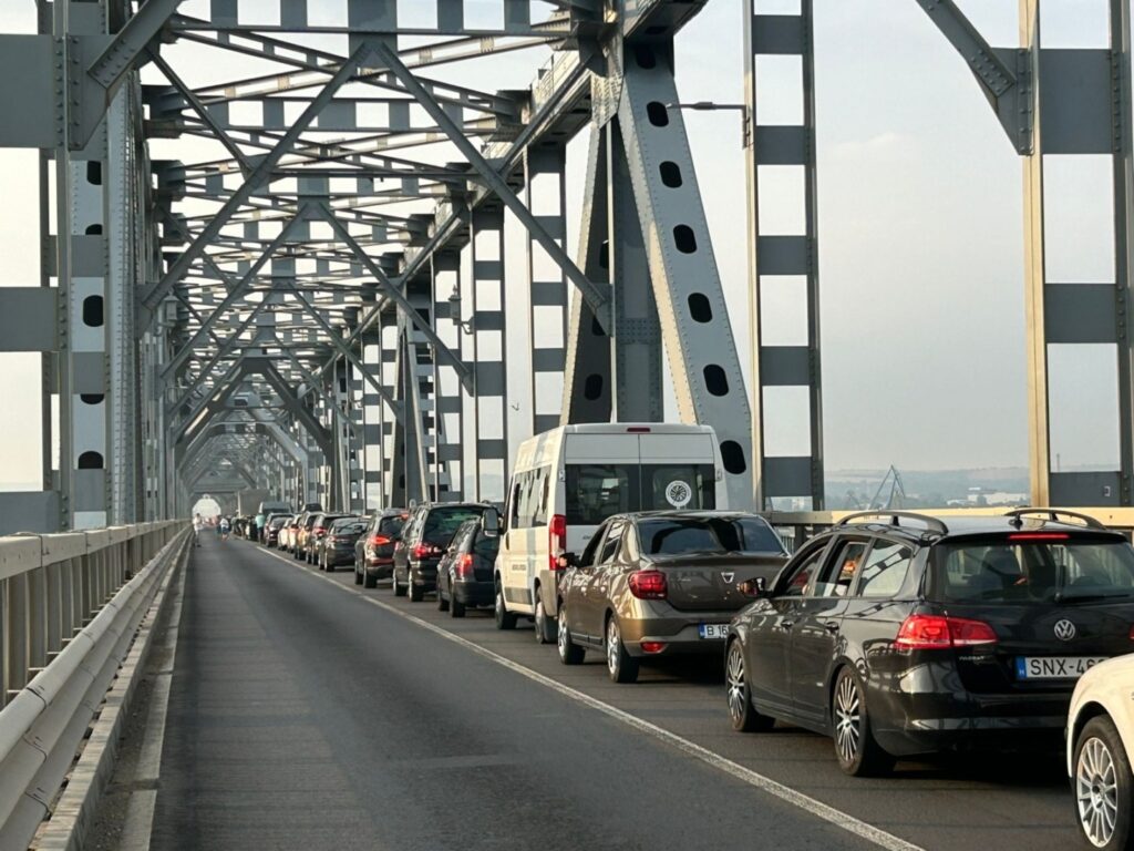 Nou sistem pentru plata online a taxei de trecere pe Podul Giurgiu-Ruse