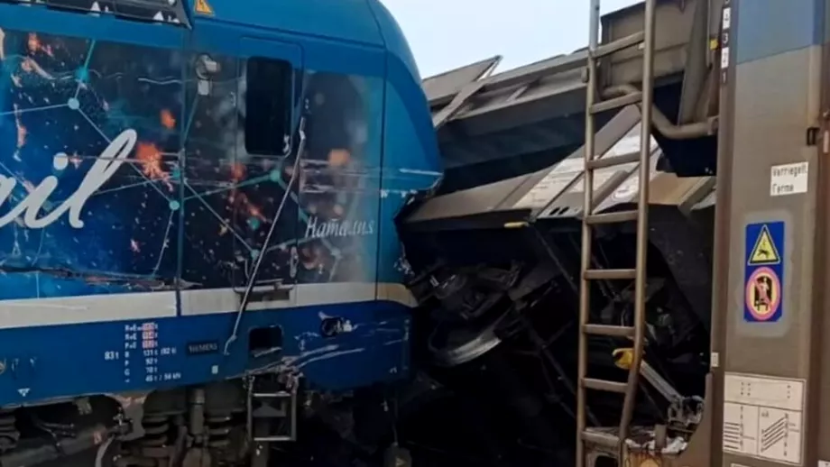 Olt: Accident feroviar grav, după ce două trenuri s-au ciocnit. A fost activat planul roșu de intervenție