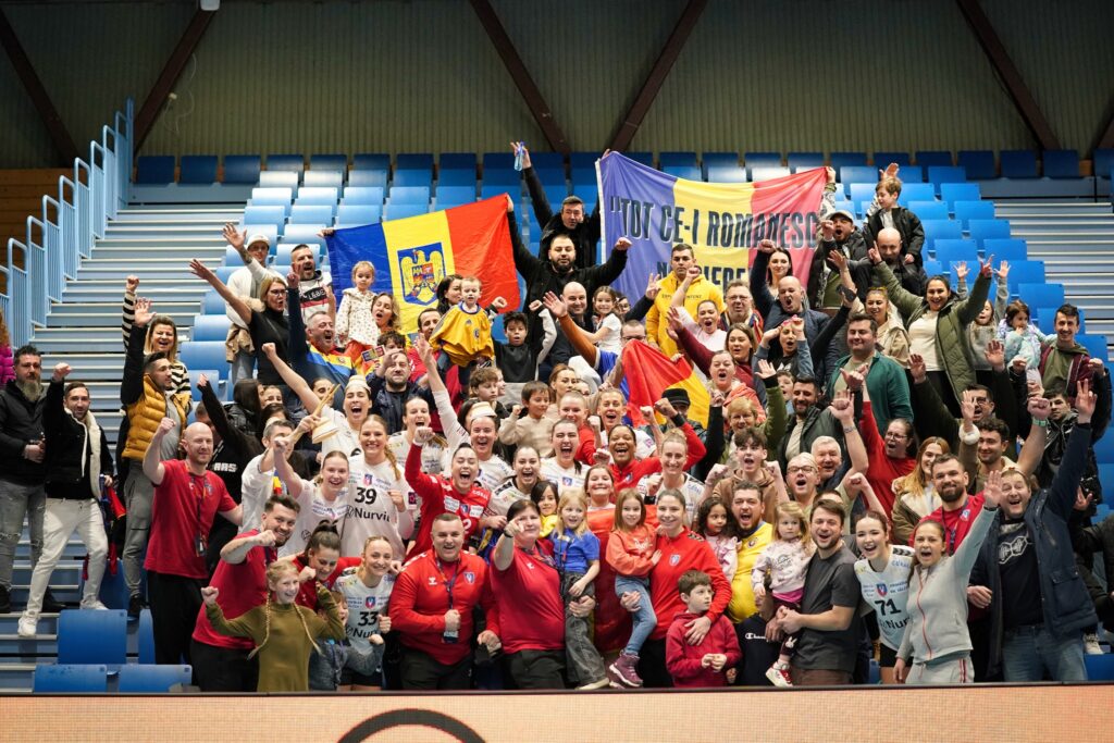 Handbal (f) / SCM Vâlcea, victorie mare la Sola! Se văd sferturile Cupei EHF